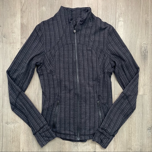 Lululemon Black & Purple Zig Zag Zip Up Define Jacket - Picture 3 of 8